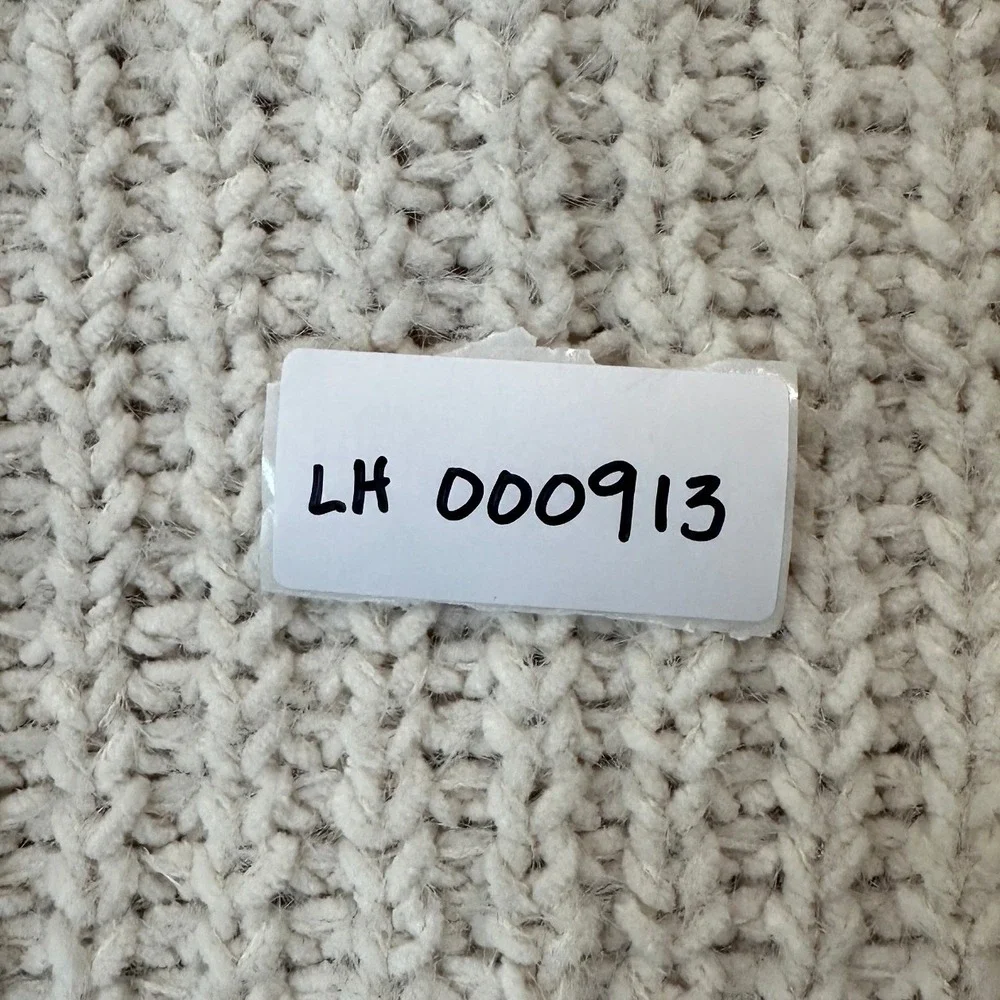 No Boundaries Cable Knit Cropped Sweater Medium‎ Cream Ivory Chunky Soft Knit